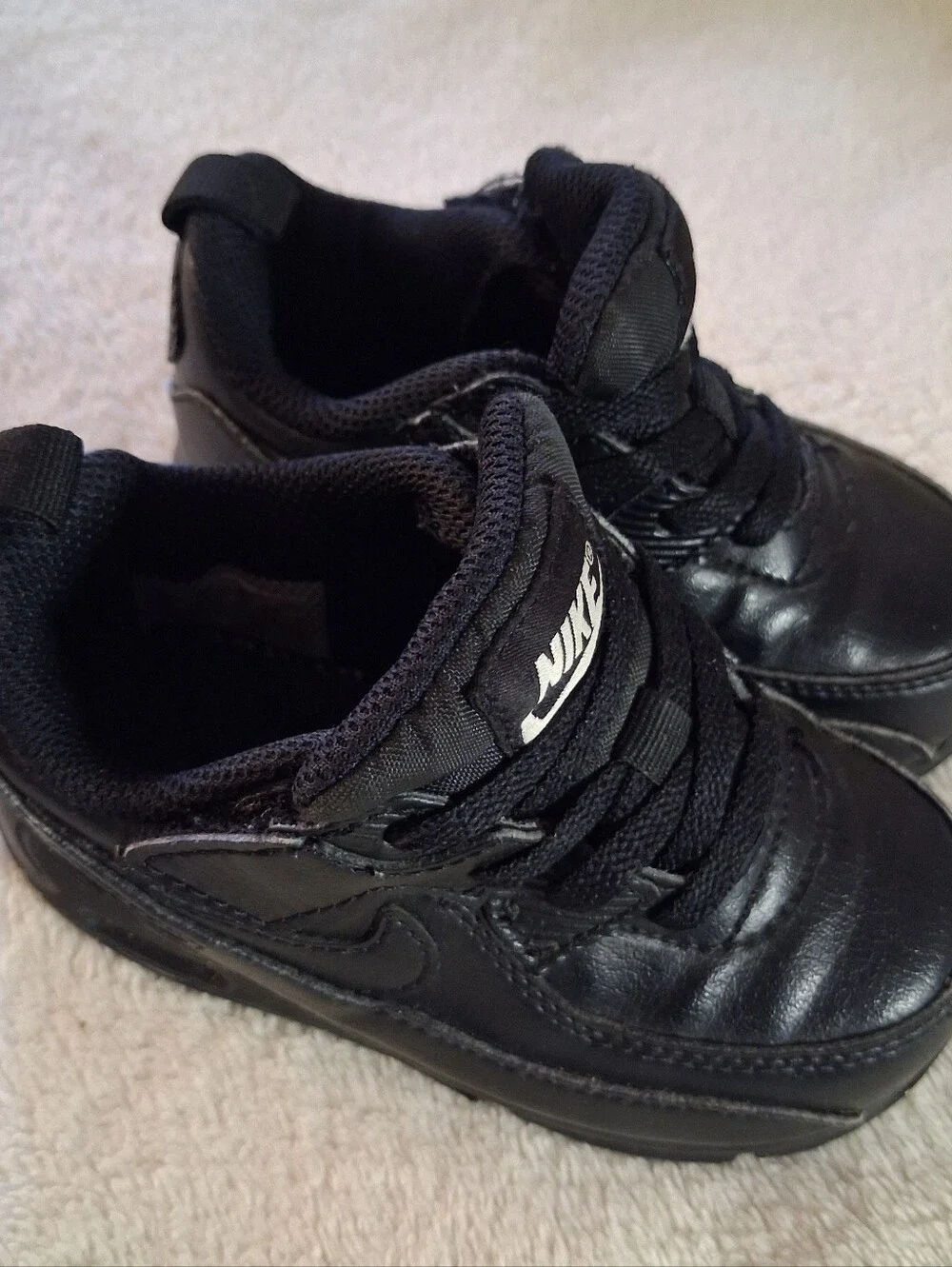 Nike Air Max For Toddlers Size 7c Black Leather Sneakers